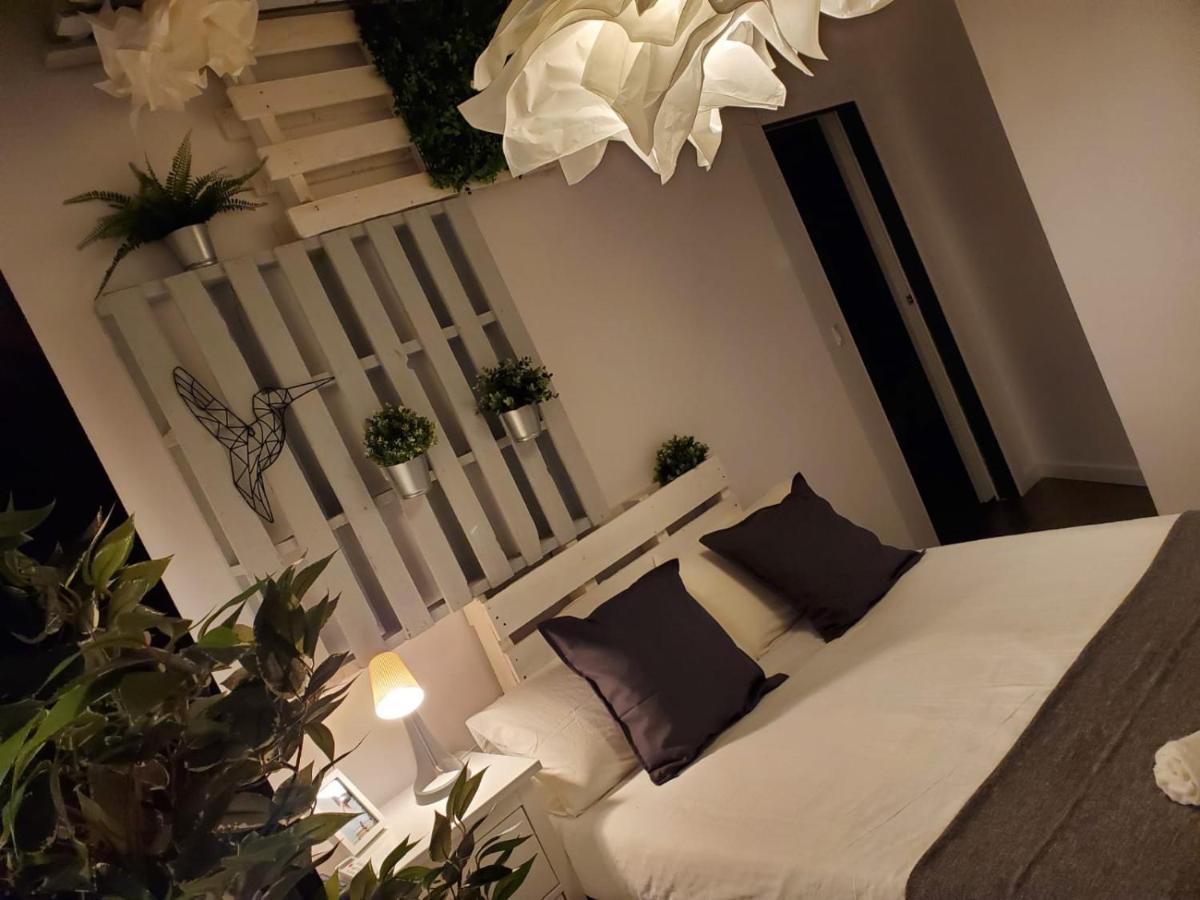 Small And Cozy - G *
